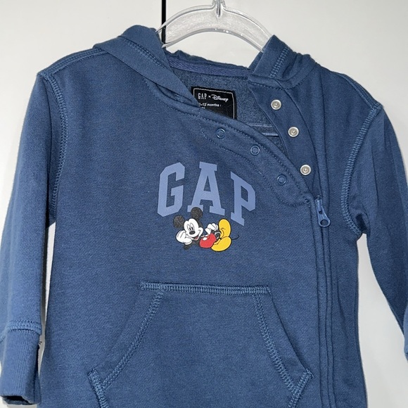 Gap x Disney - Picture 2 of 5